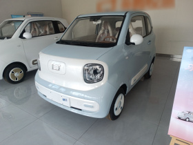 奔腾小马 2026款 222km 炫彩马