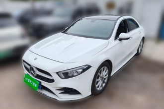 奔驰A级 2021款 A 200 L 运动轿车时尚型