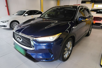 英菲尼迪QX50 2020款 改款 2.0T 四驱菁英版