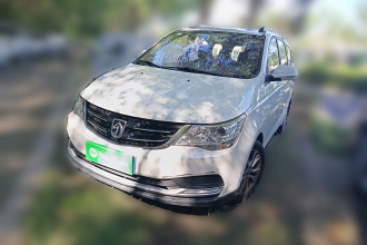 宝骏730 2016款 改款 1.5L 手动标准型 5座