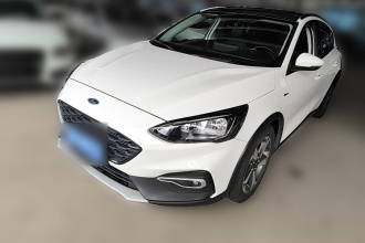 福特 福克斯Active 2020款 EcoBoost 180 自动劲潮型