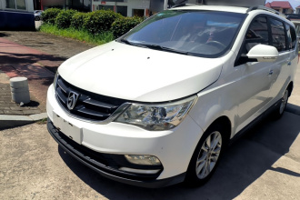 宝骏730 2016款 1.5L 手动舒适型 7座 国V