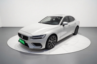 沃尔沃S60 2021款 T4 智远豪华版