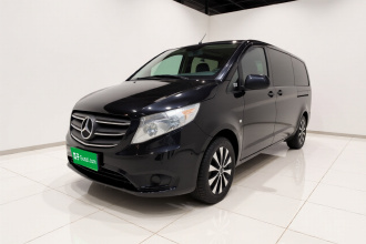 奔驰 威霆 2023款 2.0T 商务版 7座