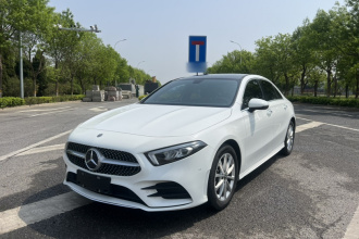 奔驰A级 2022款 A 200 L 运动轿车动感型