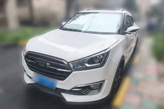 众泰T300 2017款 1.5T CVT尊享型