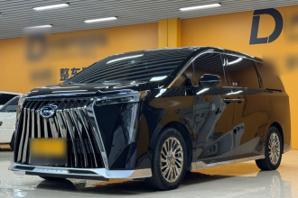 广汽传祺 传祺M8 2025款 宗师系列 超级混动版