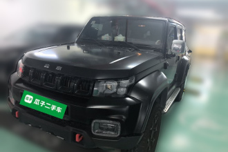 北京越野BJ40 2024款 2.0D 刀锋英雄荣耀版
