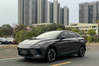 名爵 MG4 EV 2023款 415km 出海冠军版