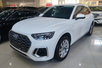 奥迪Q5L 2021款 40 TFSI 豪华动感型