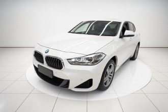 宝马X2 2021款 改款 sDrive25i M运动套装