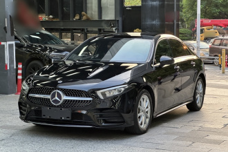 奔驰A级 2019款 改款 A 200 L 运动轿车