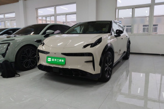 极氪X 2025款 五座四驱运动版