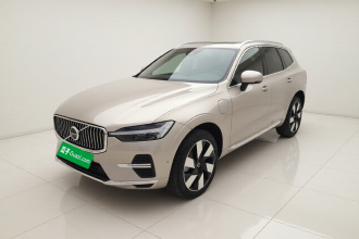 沃尔沃XC60新能源 2025款 插电式混动 长续航四驱智远豪华版