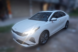 起亚K3 2024款 1.5L CVT豪华智享版
