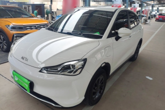 哪吒汽车 哪吒V 2022款 潮 300 Lite 磷酸铁锂