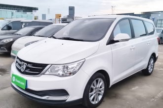 宝骏730 2016款 改款 1.5L 手动标准型 7座 国V