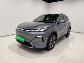 吉利银河 银河星舰7 EM-i 2025款 120km 探索+版