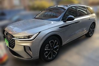 林肯 航海家 2023款 2.0T 四驱尊睿混动版