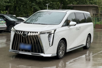 广汽传祺 传祺M8 2023款 宗师系列 400T 旗舰版
