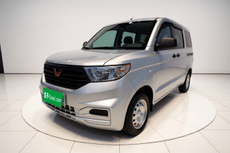 五菱汽车 五菱宏光V 2022款 1.5L劲取版电动助力LAR