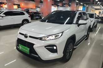 丰田 威兰达 2023款 2.0L CVT两驱豪华PLUS版