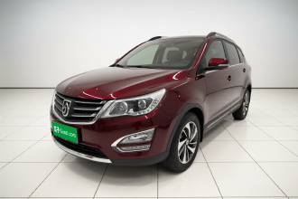 宝骏560 2015款 1.8L 手动豪华型