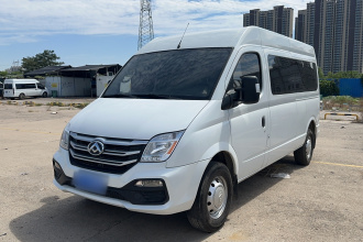 上汽大通MAXUS 新途V80 2025款 超值版傲运通 2.0T 手动长轴中顶127Ps 6/7/9座