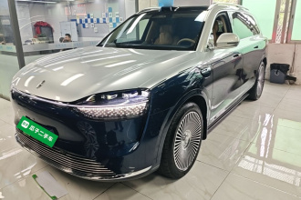 鸿蒙智行 问界M9 2025款 增程 Ultra版 52kWh 6座版 (192线激光雷达）