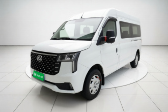 上汽大通MAXUS 新途V80 2024款 傲运通 6MT 长轴中顶147Ps 6/7/8/9座