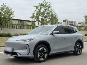 吉利银河 银河E5 2024款 530km 探索+版