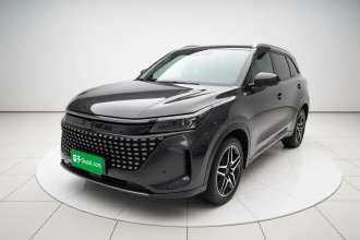 蓝电E5 2024款 荣耀版 100KM臻享型 7座