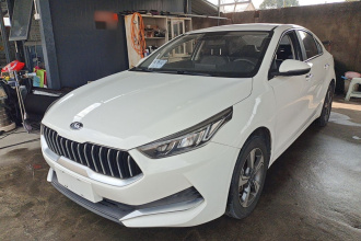 起亚K3 2020款 1.5L CVT新锐天窗版