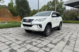 丰田 Fortuner 2016款 2.7L 中东版