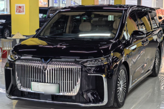 岚图汽车 岚图梦想家 2025款 PHEV 四驱旗舰鲲鹏版