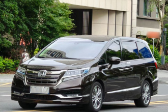 本田 艾力绅 2019款 2.0L 混动豪华版