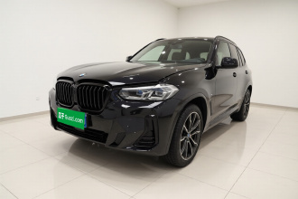 宝马X3 2022款 改款二 xDrive30i 领先型 M曜夜套装