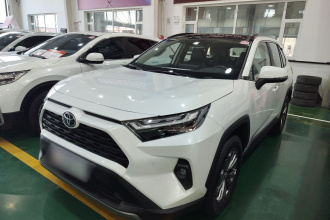 丰田 RAV4荣放 2023款 2.0L CVT两驱风尚Plus版