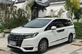 本田 艾力绅 2022款 2.0L e:HEV 豪华版