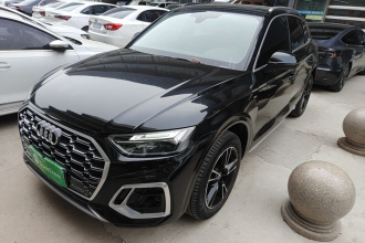 奥迪Q5L 2024款 40 TFSI 时尚动感型