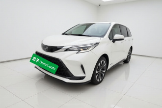 丰田 格瑞维亚 2022款 2.5L混动 尊爵版