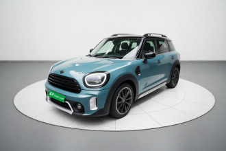 MINI Countryman 2023款 改款 1.5T COOPER ALL4 鉴赏家