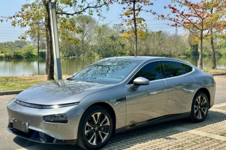 小鹏P7 2020款 670E