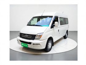 上汽大通MAXUS 新途V80 2023款 2.0T 手动经典傲运通长轴中顶6/7/8/9座
