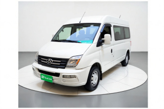 上汽大通MAXUS 新途V80 2023款 2.0T 手动经典傲运通长轴中顶6/7/8/9座