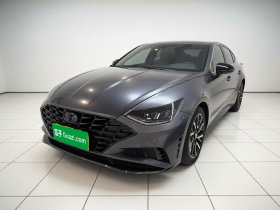 现代 索纳塔 2022款 270TGDi DCT 20周年纪念款