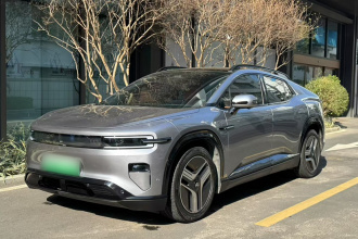 长安启源E07 2025款 纯电 四驱 90kWh Ultra高性能版