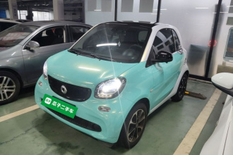 smart fortwo 2015款 1.0L 52千瓦硬顶激情版