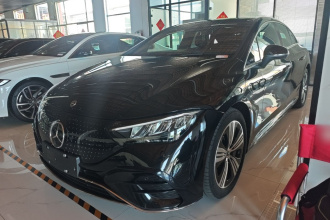奔驰EQE 2025款 500 4MATIC 豪华版