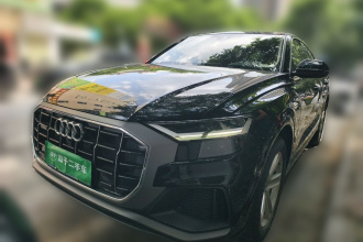 奥迪Q8 2022款 45 TFSI 豪华动感型